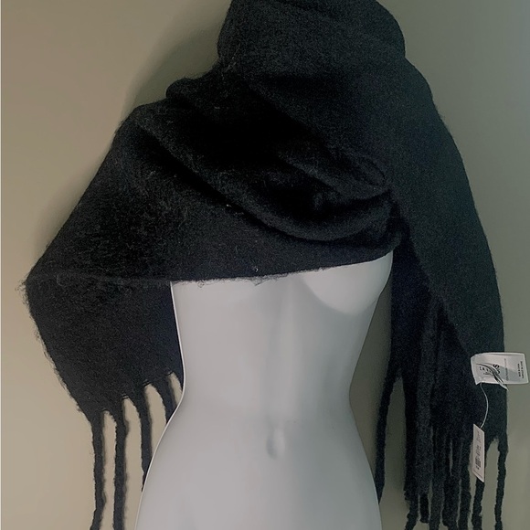 THE Softest Scarf L.A. Express- New - Picture 3 of 7